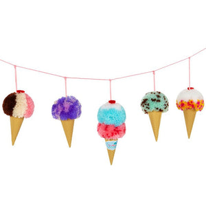 DIY Ice Cream Cone Banner