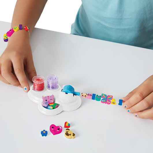 Cut & Create Station w Bonus Pieces