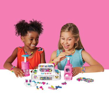 Cut & Create Station w Bonus Pieces